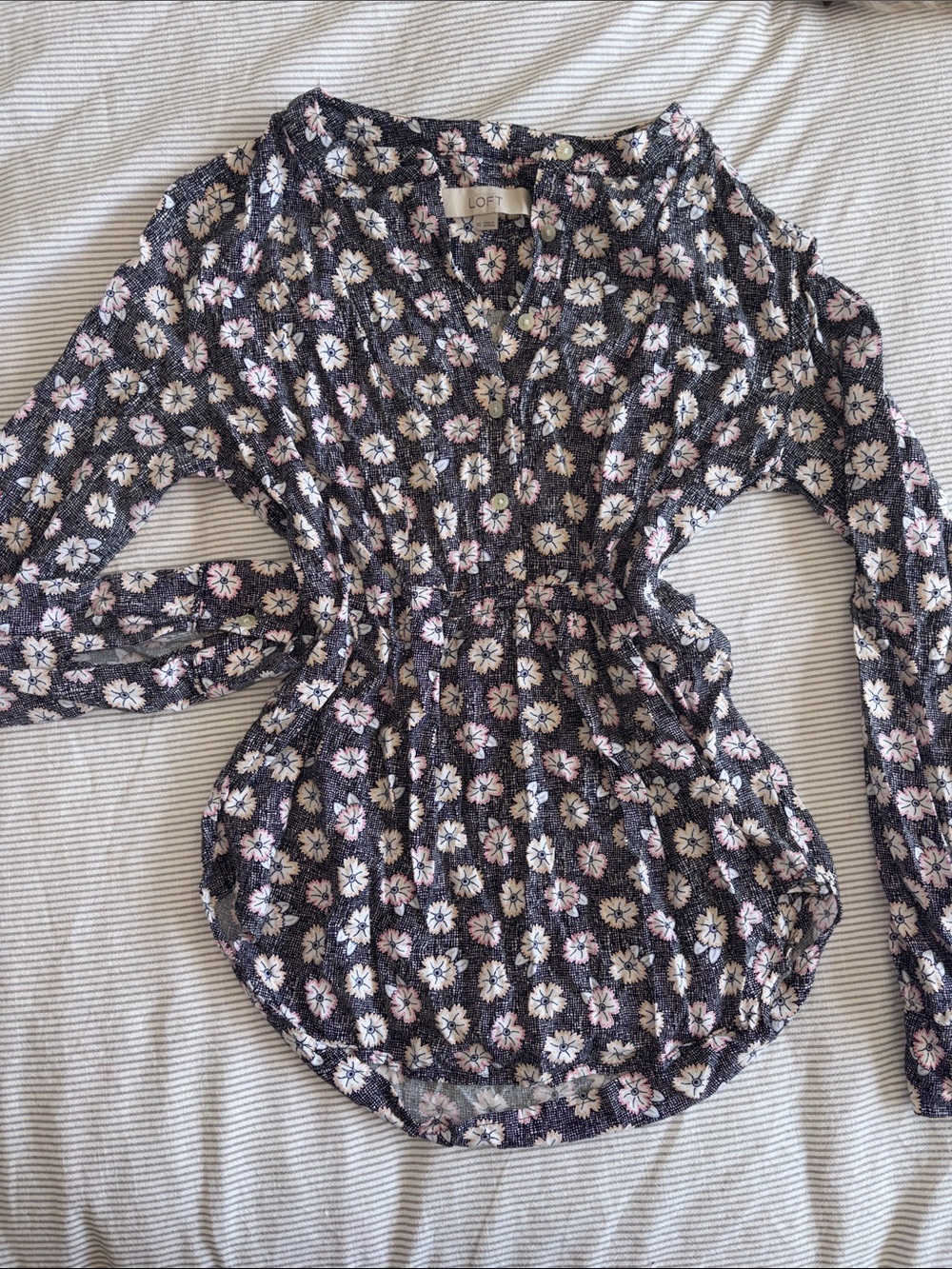 LOFT Gray Floral Button-Front Blouse with Pink & White Flowers